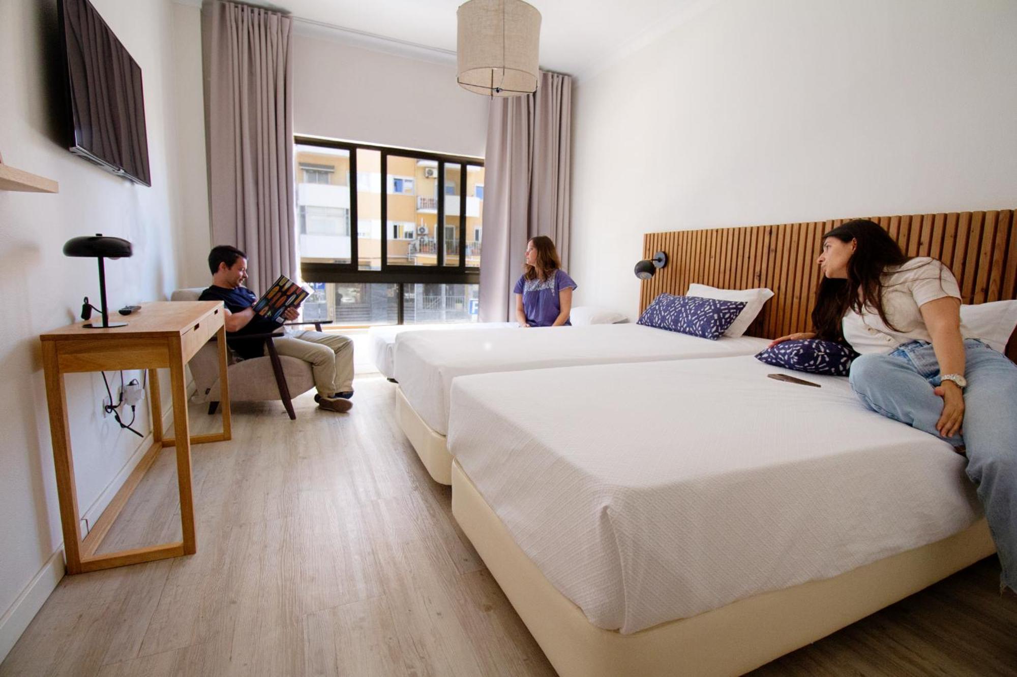 Wot Costa Da Caparica Hotel Luaran gambar