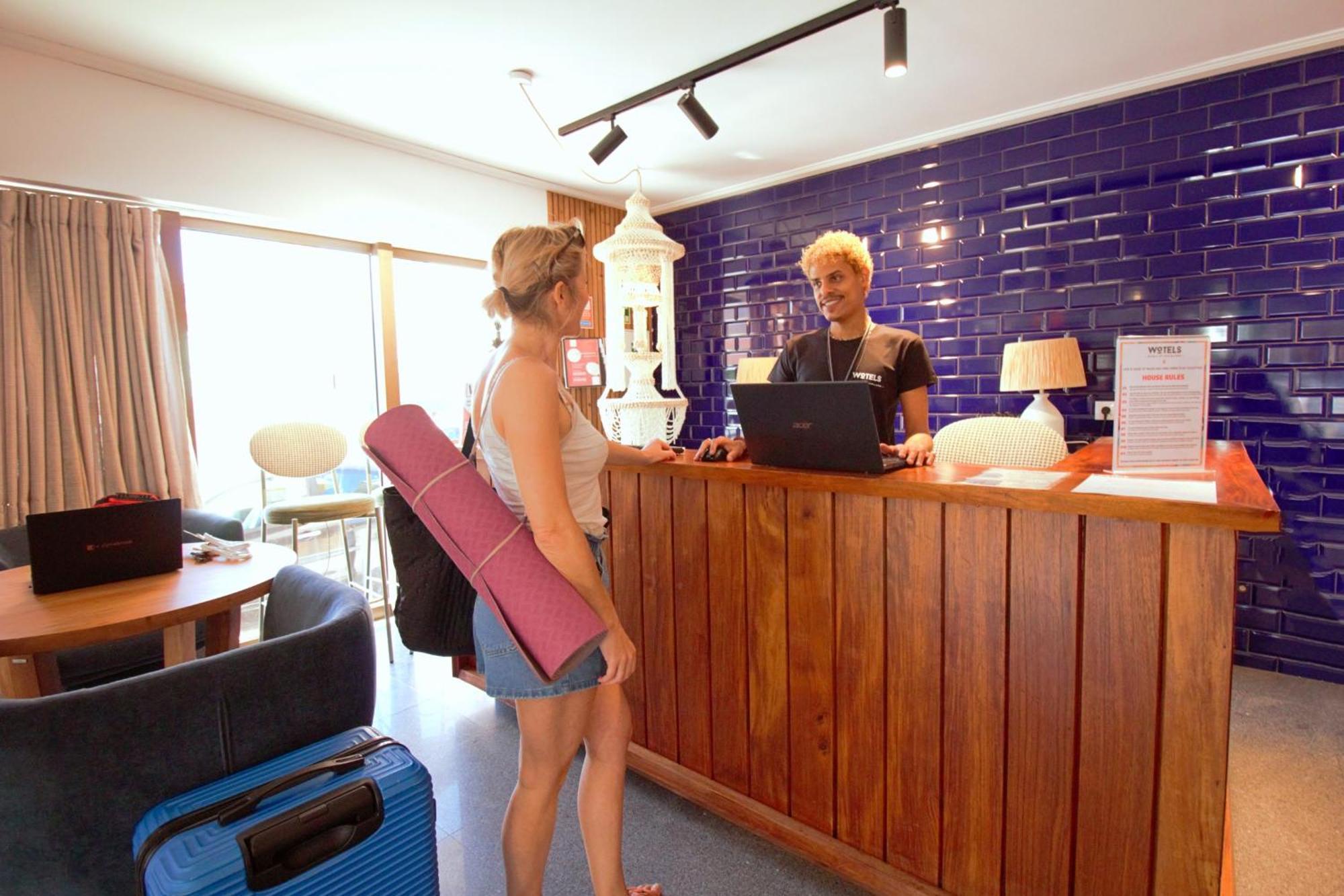 Wot Costa Da Caparica Hotel Luaran gambar