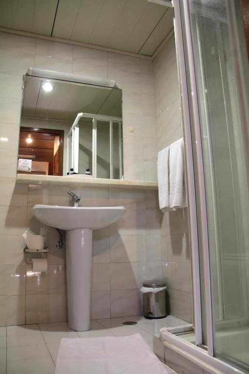Wot Costa Da Caparica Hotel Bilik gambar